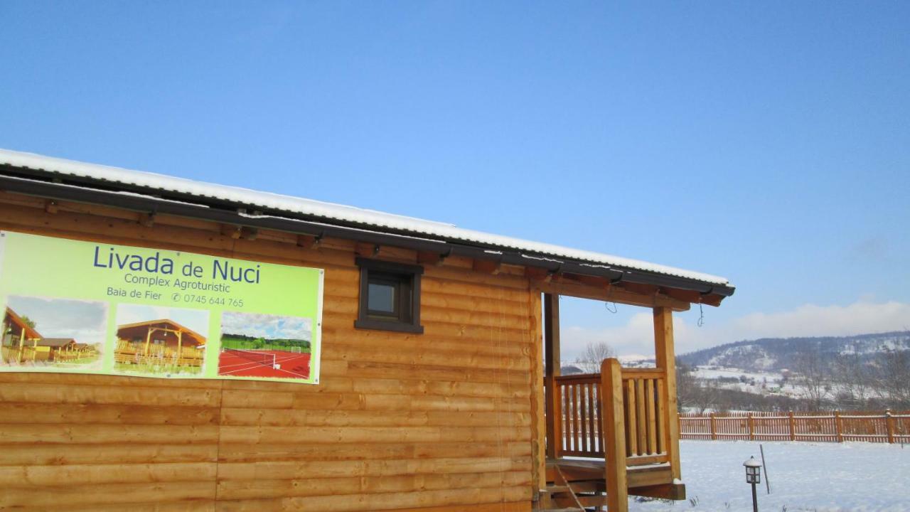 Вилла Complex Agroturistic Livada De Nuci Байя-де-Фьер Экстерьер фото
